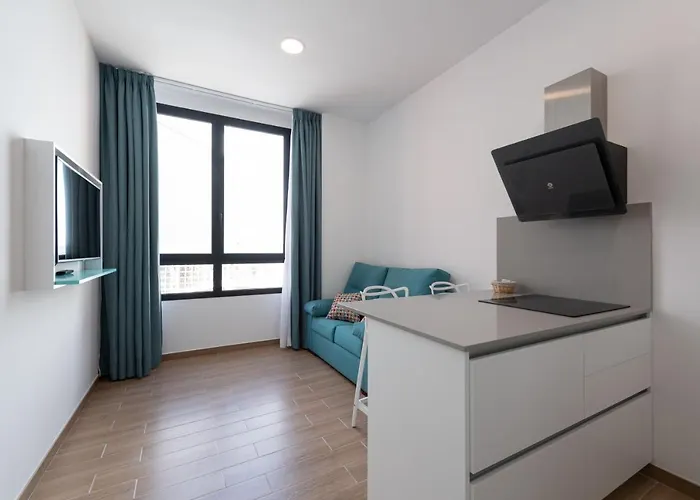 Arena & Cielo By Airnest