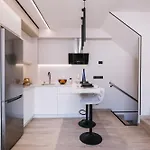 Arena & Cielo By Airnest Apartment *