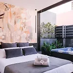 Arena & Cielo By Airnest *