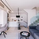 Arena & Cielo By Airnest Apartment