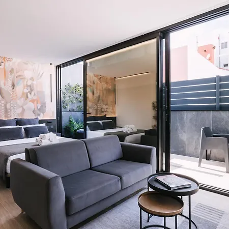 Arena & Cielo By Airnest Apartament