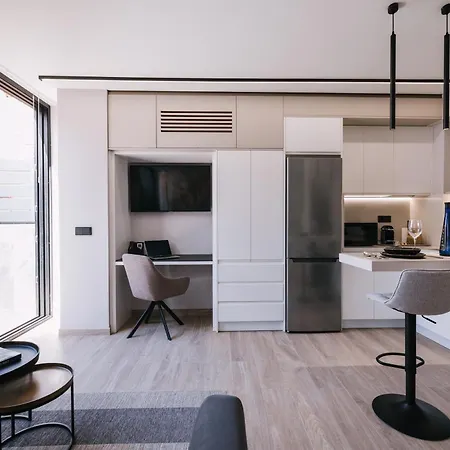 Arena & Cielo By Airnest Apartament *