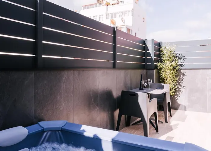 Arena & Cielo By Airnest Apartament *